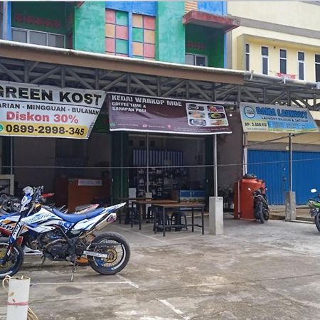 Hostel Greenkost Sintang Exterior foto