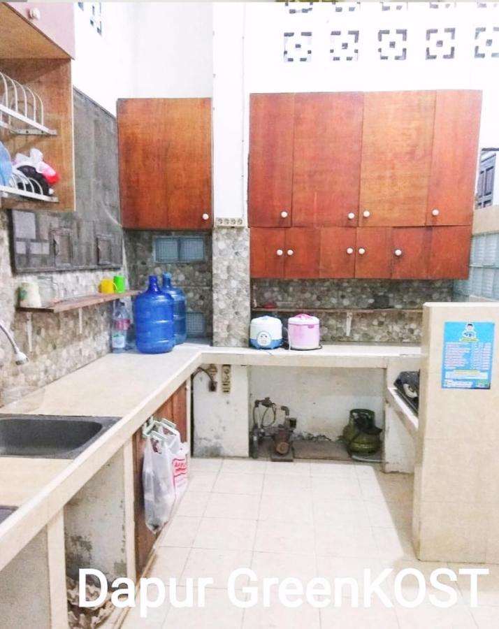 Hostel Greenkost Sintang Exterior foto
