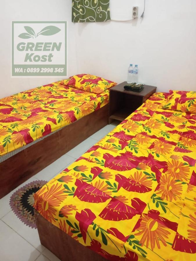 Hostel Greenkost Sintang Exterior foto