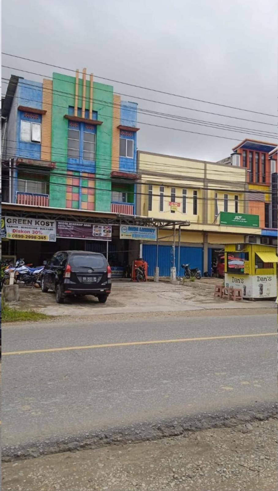 Hostel Greenkost Sintang Exterior foto