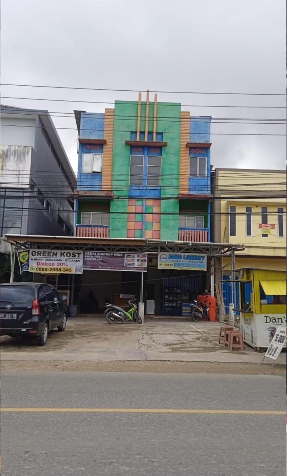 Hostel Greenkost Sintang Exterior foto