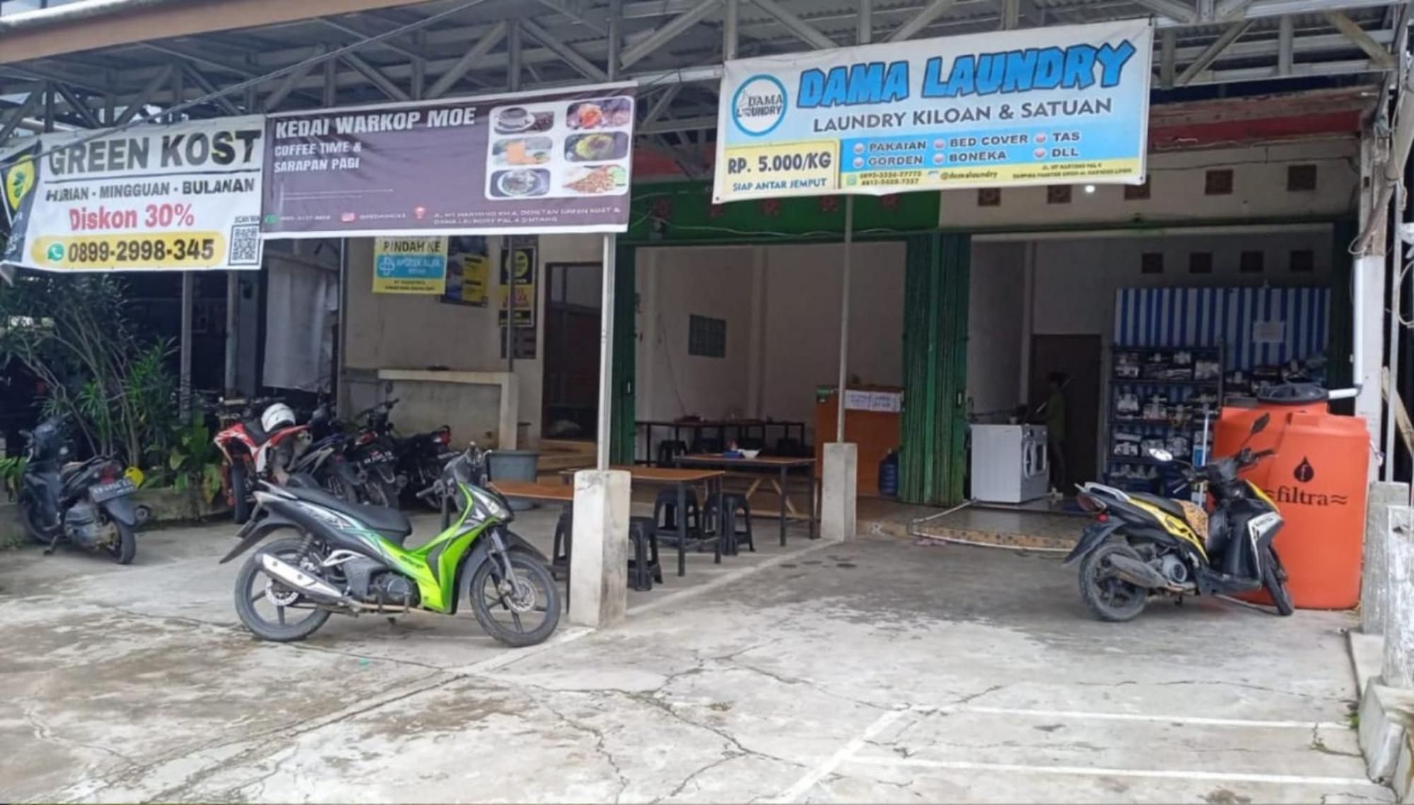 Hostel Greenkost Sintang Exterior foto